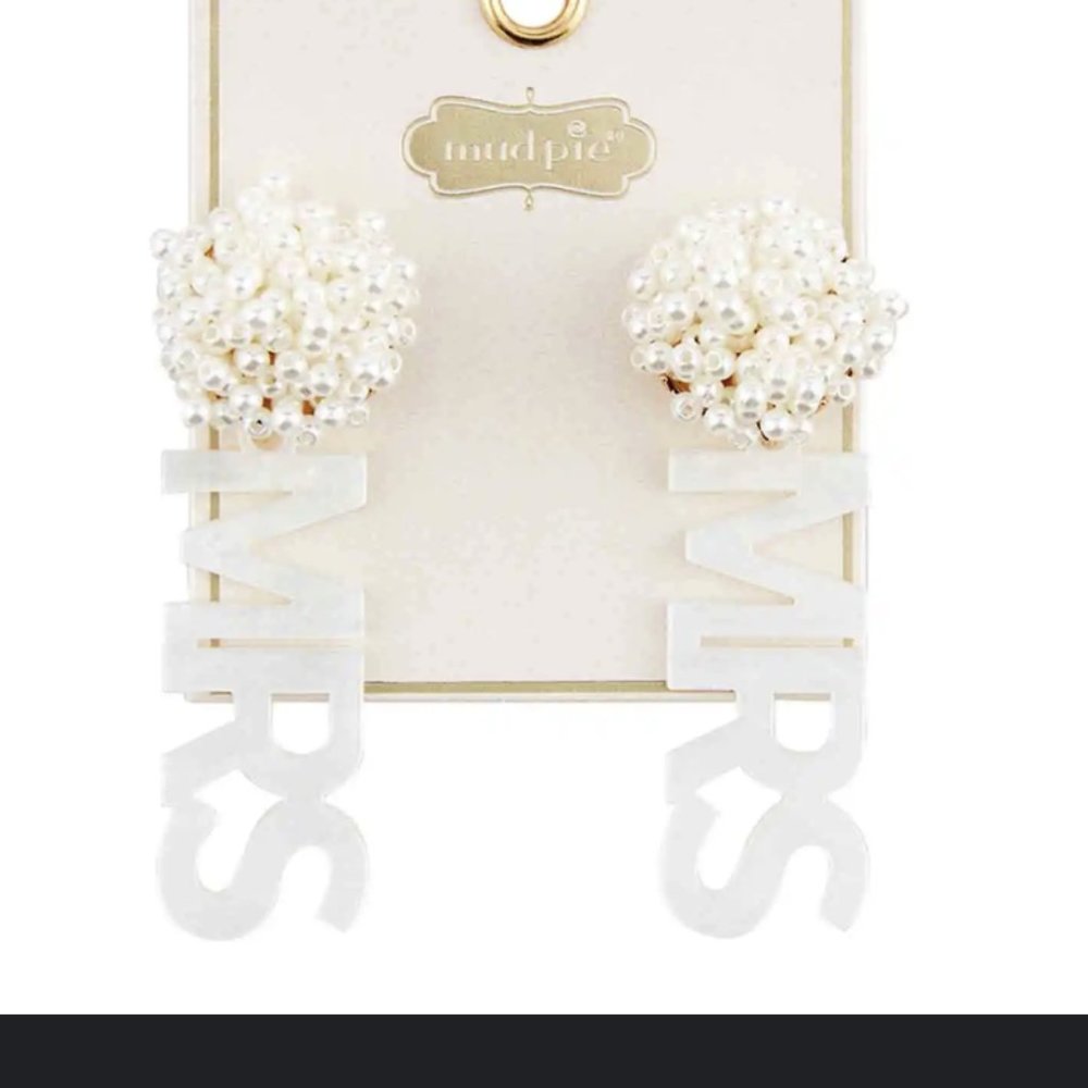 Mudpie Pearl Top Earrings- Bride & Mrs.